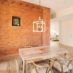 Loft Amalia W Wiezy Strazackiej, Butikowy, Blisko Jeziora