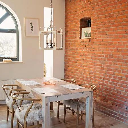 Apartmán Loft Amalia W Wiezy Strazackiej, Butikowy, Blisko Jeziora